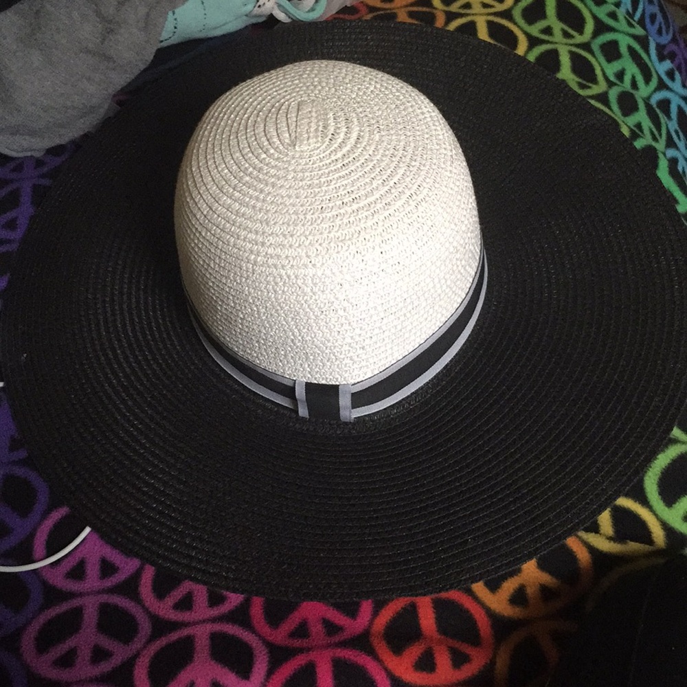 Two toned hat